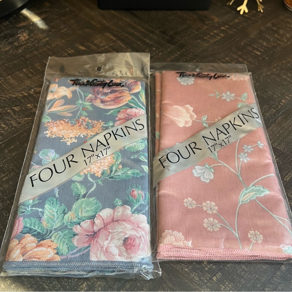 Town & Country Linen Napkins-Rose Lace/Covington 1983